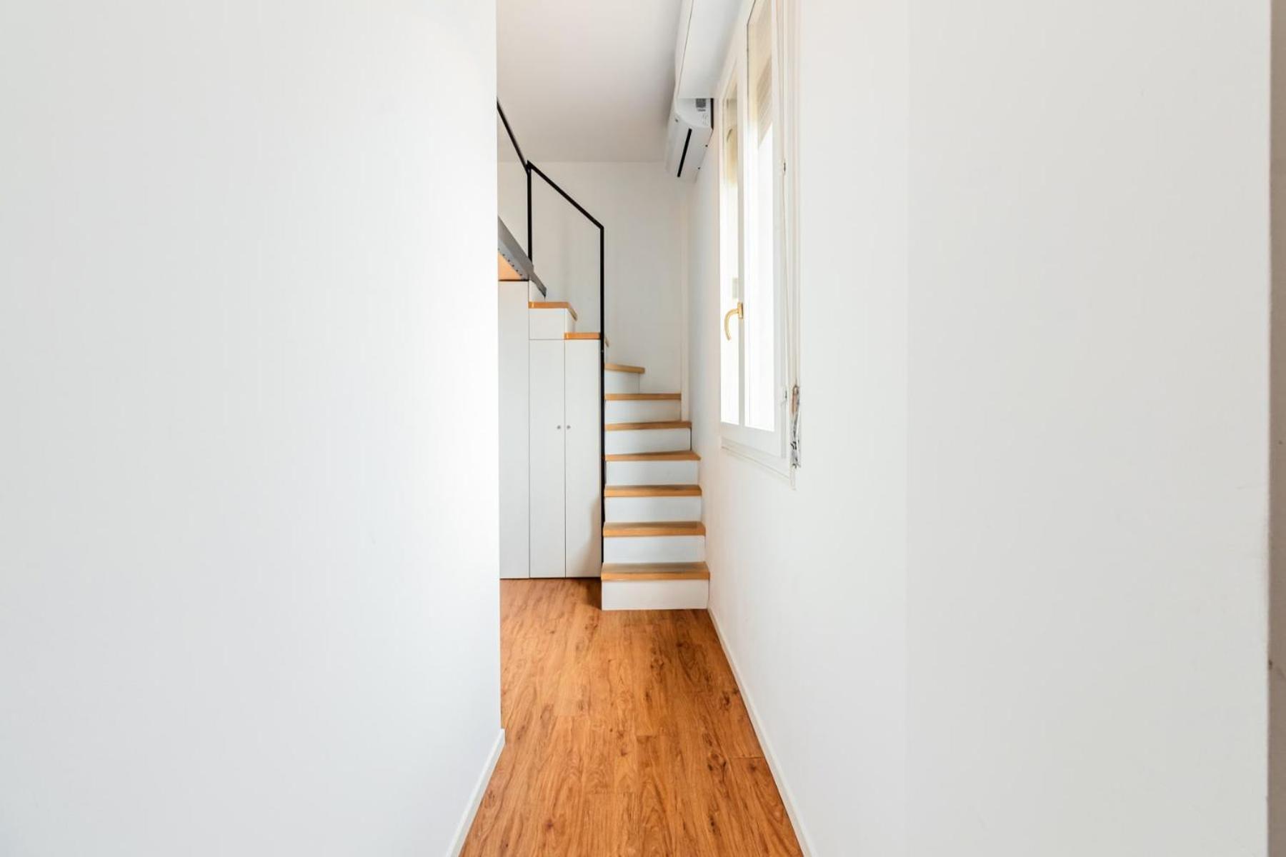 Homeby, Cozy Penthouse Apartment Mailand Exterior foto